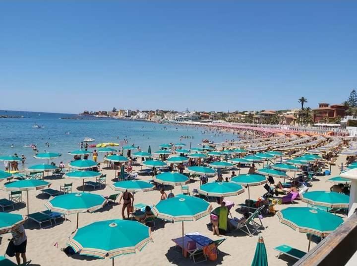 La Tana Nel Vicolo Appartement Santa Marinella Buitenkant foto